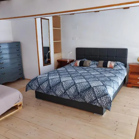 Homestead Zavadlal - Domacija Zavadlal Apartamento *