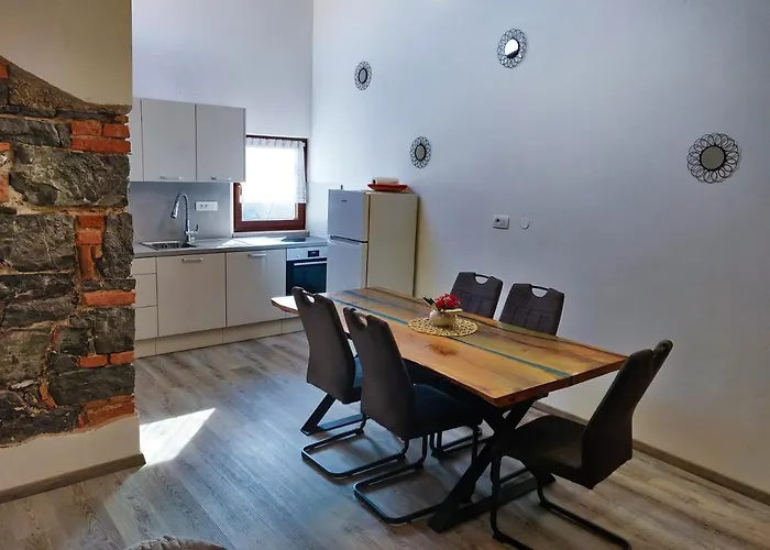 Lägenhet Homestead Zavadlal - Domacija Zavadlal *